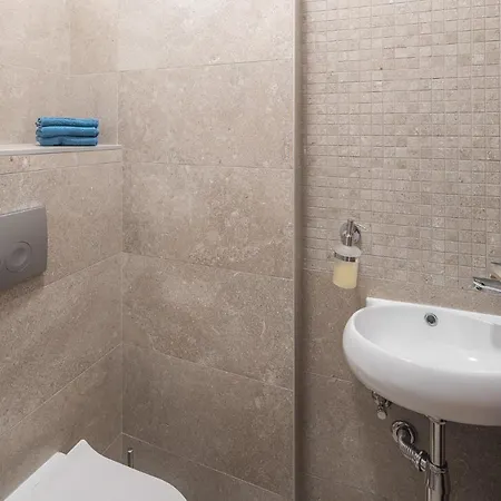 Bellavista With Amazing View Apartment Porec